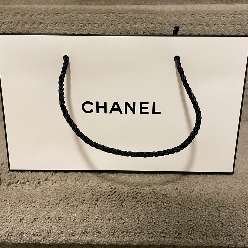Chanel White Gift bag